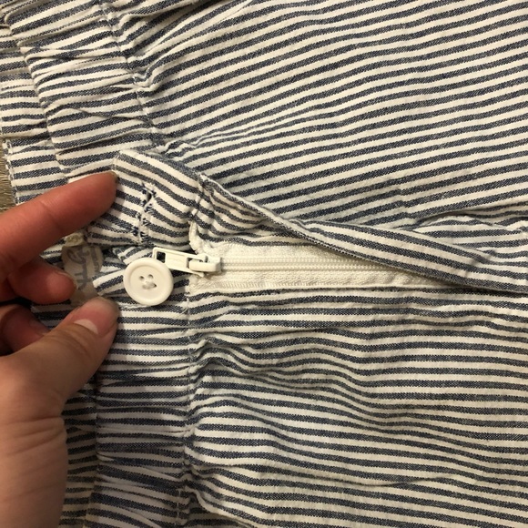 White and navy blue woman’s striped pattern pants. - Picture 3 of 5